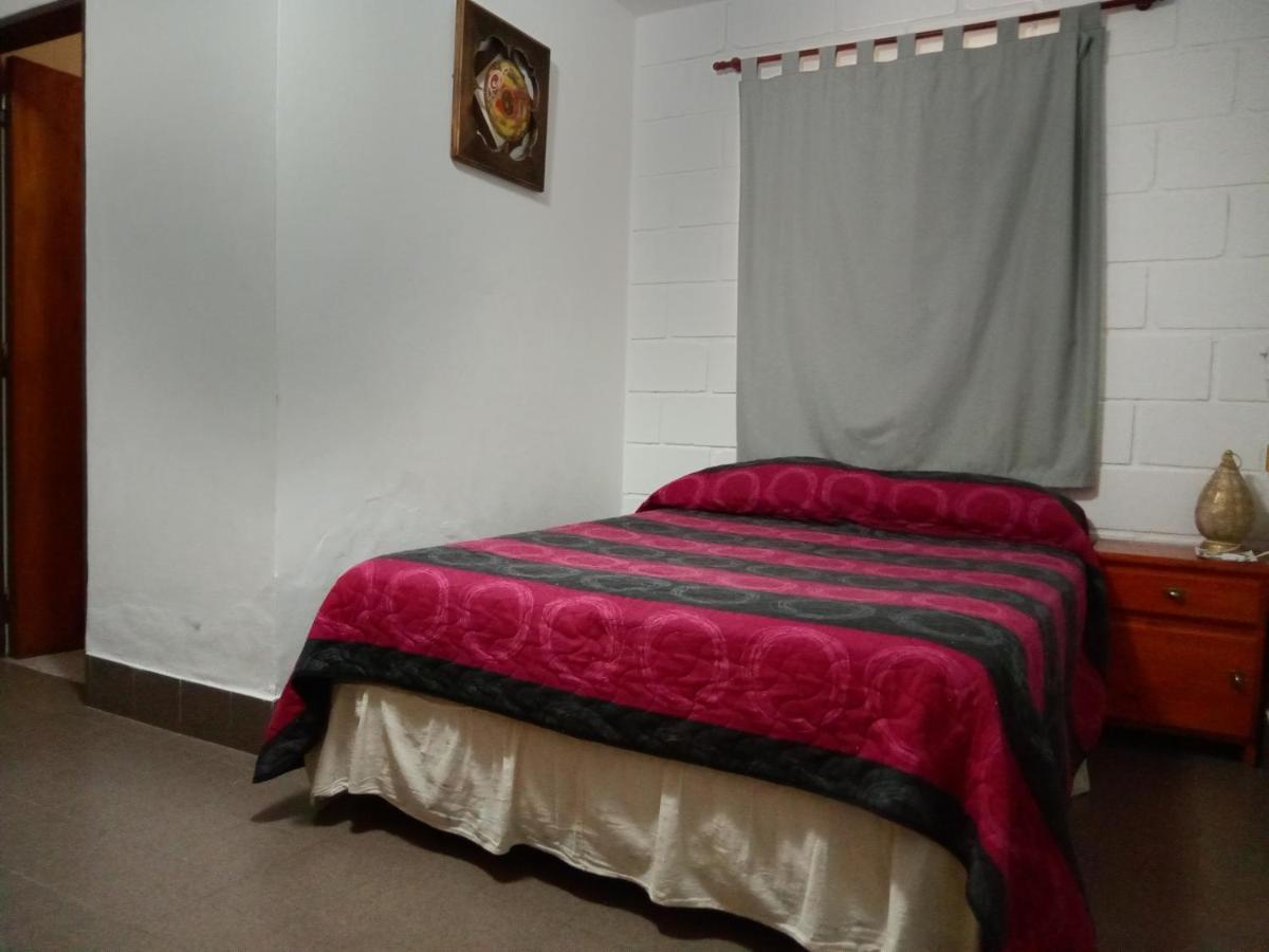 Hosteria El Peregrino Villa Cura Brochero Esterno foto